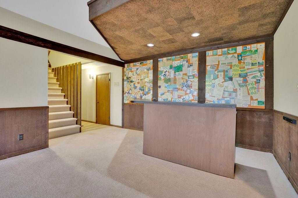 120 HUNTCLIFF Point, Sandy Springs, Georgia 30350, 5 Bedrooms Bedrooms, ,4 BathroomsBathrooms,Residential,Sold,120 HUNTCLIFF Point,7303103