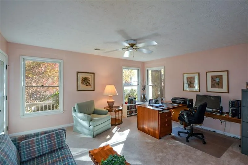 98 Dunwoody Springs Drive, Sandy Springs, Georgia 30328, 3 Bedrooms Bedrooms, ,2 BathroomsBathrooms,Residential,Sold,98 Dunwoody Springs Drive,6647542
