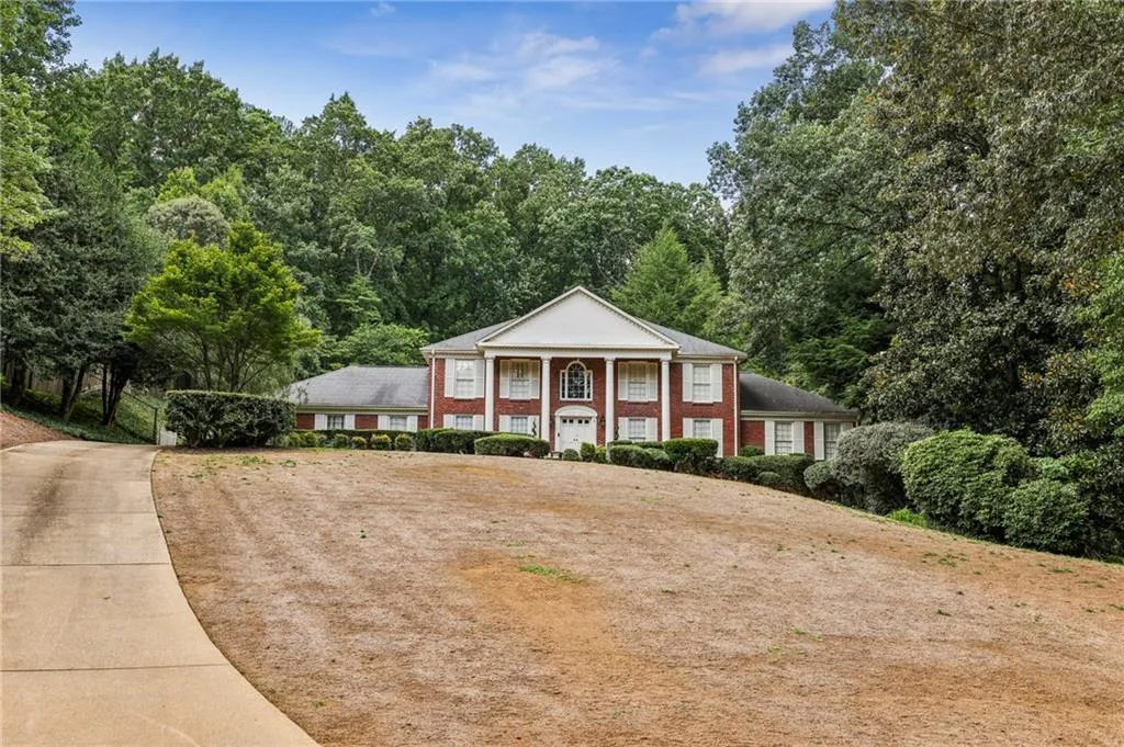 6130 Riverwood Drive, Atlanta, Georgia 30328, 6 Bedrooms Bedrooms, ,4 BathroomsBathrooms,Residential,For Sale,6130 Riverwood Drive,7622846