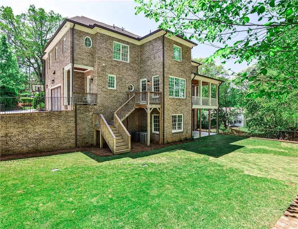 156 Lake Forrest Lane Ne, Atlanta, Georgia 30342, 6 Bedrooms Bedrooms, ,7 BathroomsBathrooms,Residential,For Sale,156 Lake Forrest Lane Ne,7633360
