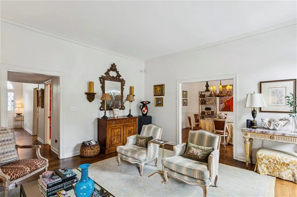 650 Moores Mill Road Nw Unit 23, Atlanta, Georgia 30327, 4 Bedrooms Bedrooms, ,3 BathroomsBathrooms,Residential,For Sale,650 Moores Mill Road Nw Unit 23,7661960