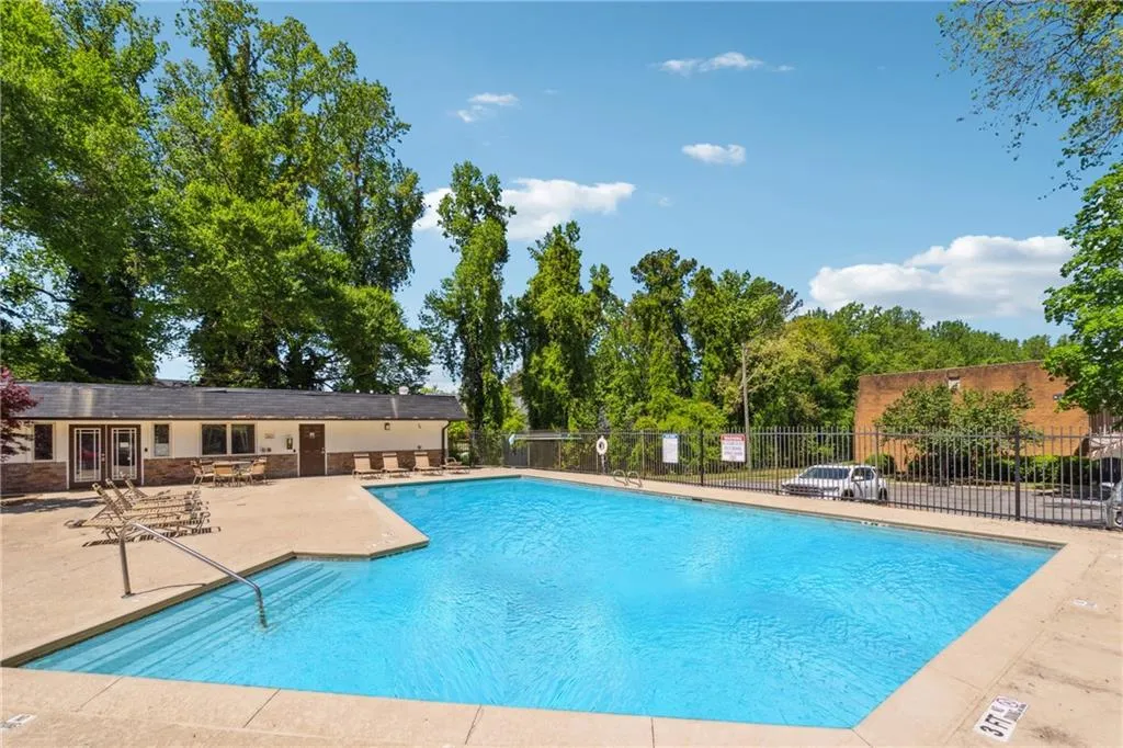 135 N River Drive Unit G, Atlanta, Georgia 30350, 2 Bedrooms Bedrooms, ,2 BathroomsBathrooms,Residential,For Sale,135 N River Drive Unit G,7721077