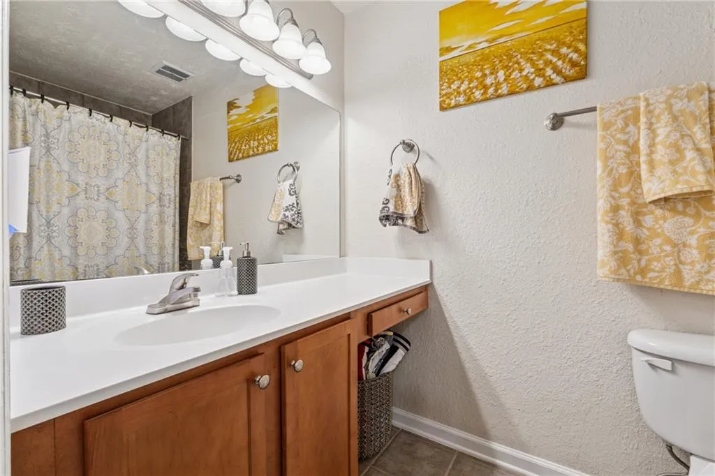 135 N River Drive Unit G, Atlanta, Georgia 30350, 2 Bedrooms Bedrooms, ,2 BathroomsBathrooms,Residential,For Sale,135 N River Drive Unit G,7721077