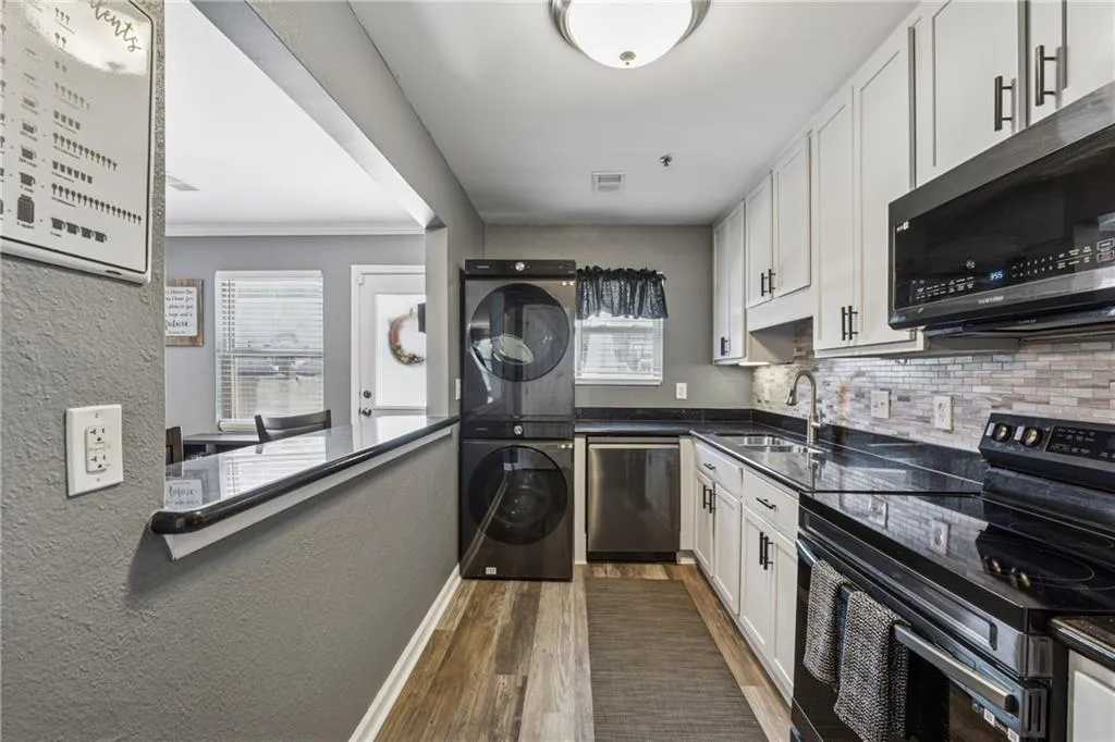 135 N River Drive Unit G, Atlanta, Georgia 30350, 2 Bedrooms Bedrooms, ,2 BathroomsBathrooms,Residential,For Sale,135 N River Drive Unit G,7721077