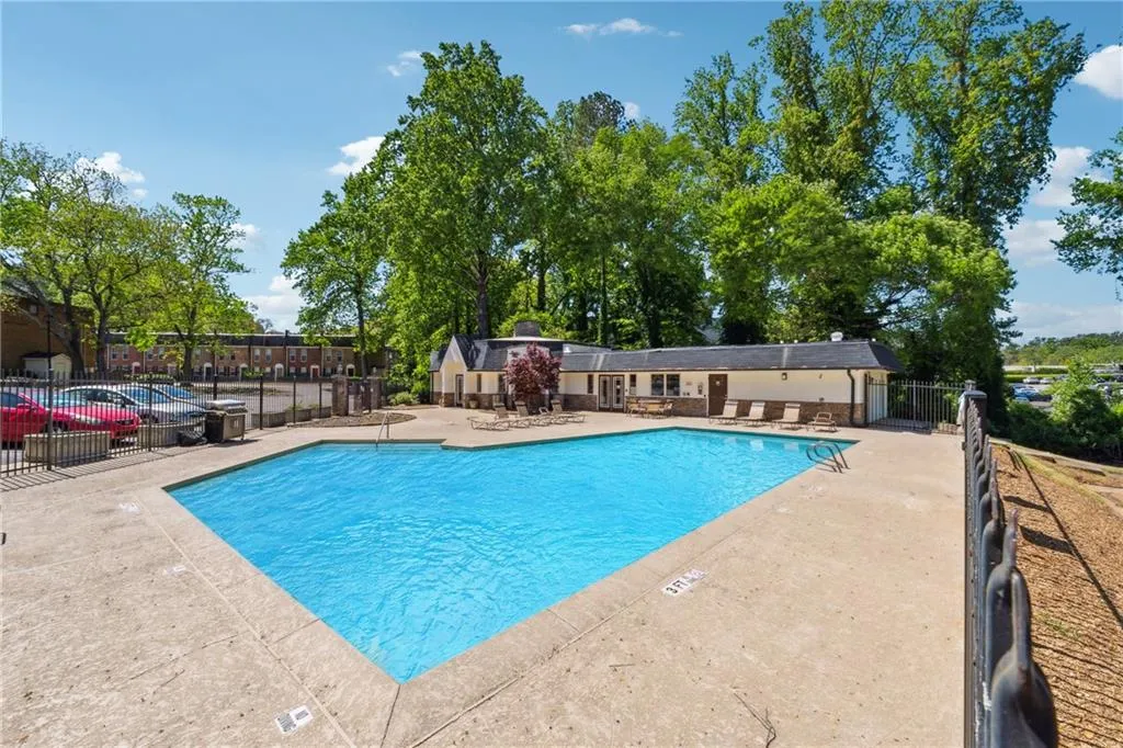 135 N River Drive Unit G, Atlanta, Georgia 30350, 2 Bedrooms Bedrooms, ,2 BathroomsBathrooms,Residential,For Sale,135 N River Drive Unit G,7721077