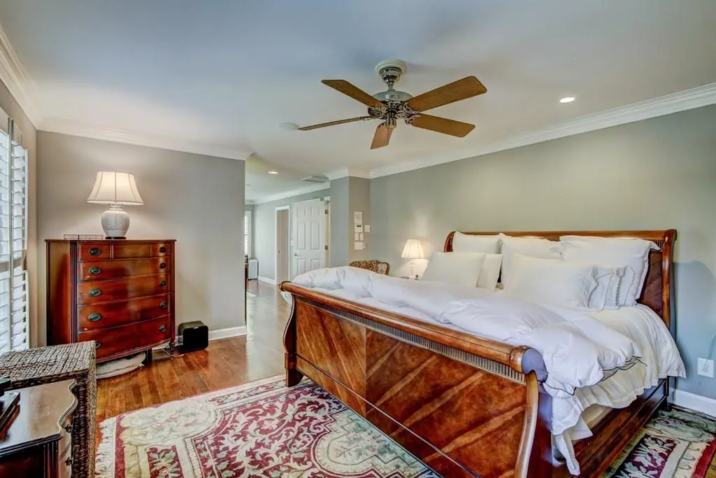 390 Riverhill Drive, Sandy Springs, Georgia 30328, 6 Bedrooms Bedrooms, ,4 BathroomsBathrooms,Residential,Sold,390 Riverhill Drive,5992670