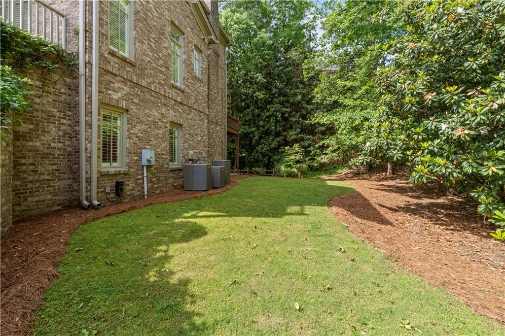 1632 Brookhaven Close Ne, Brookhaven, Georgia 30319, 6 Bedrooms Bedrooms, ,5 BathroomsBathrooms,Residential,For Sale,1632 Brookhaven Close Ne,7569652
