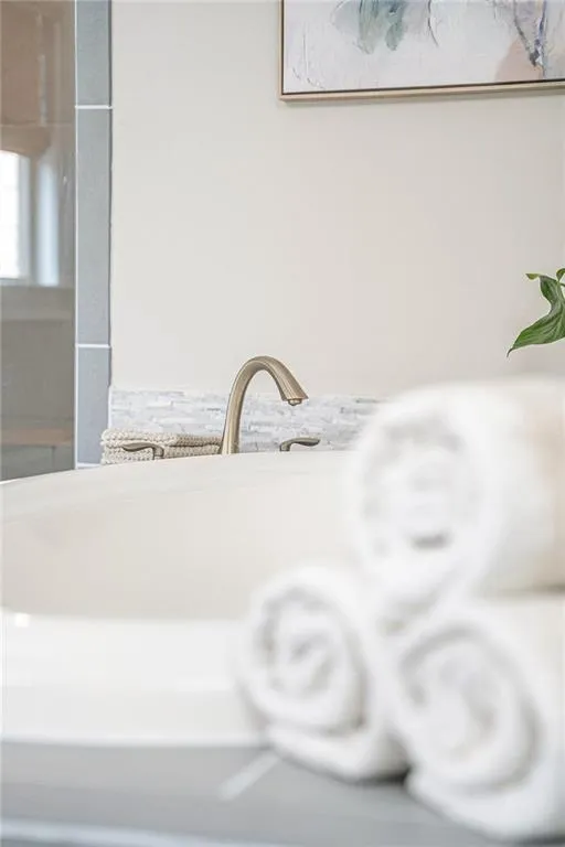 6304 Long Island Drive, Sandy Springs, Georgia 30328, 6 Bedrooms Bedrooms, ,6 BathroomsBathrooms,Residential,Sold,6304 Long Island Drive,7523445