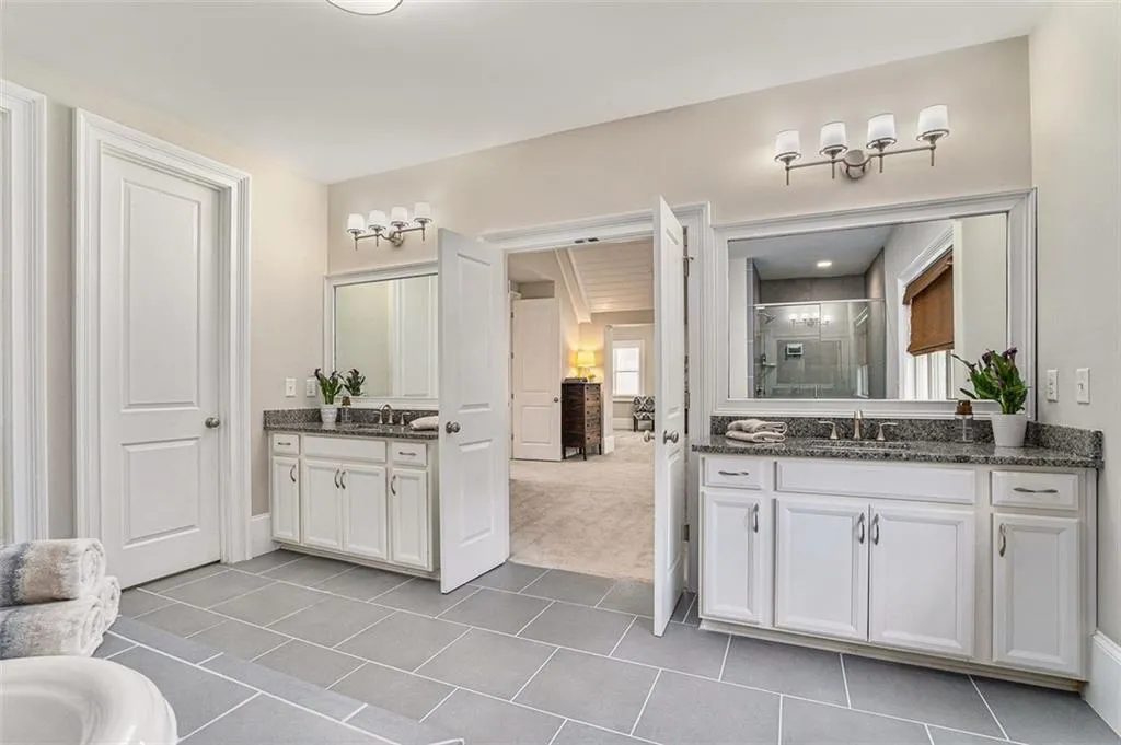 6304 Long Island Drive, Sandy Springs, Georgia 30328, 6 Bedrooms Bedrooms, ,6 BathroomsBathrooms,Residential,Sold,6304 Long Island Drive,7523445