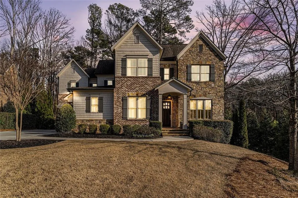 6304 Long Island Drive, Sandy Springs, Georgia 30328, 6 Bedrooms Bedrooms, ,6 BathroomsBathrooms,Residential,Sold,6304 Long Island Drive,7523445