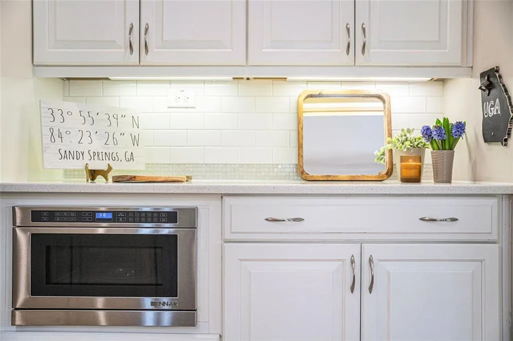 6304 Long Island Drive, Sandy Springs, Georgia 30328, 6 Bedrooms Bedrooms, ,6 BathroomsBathrooms,Residential,Sold,6304 Long Island Drive,7523445