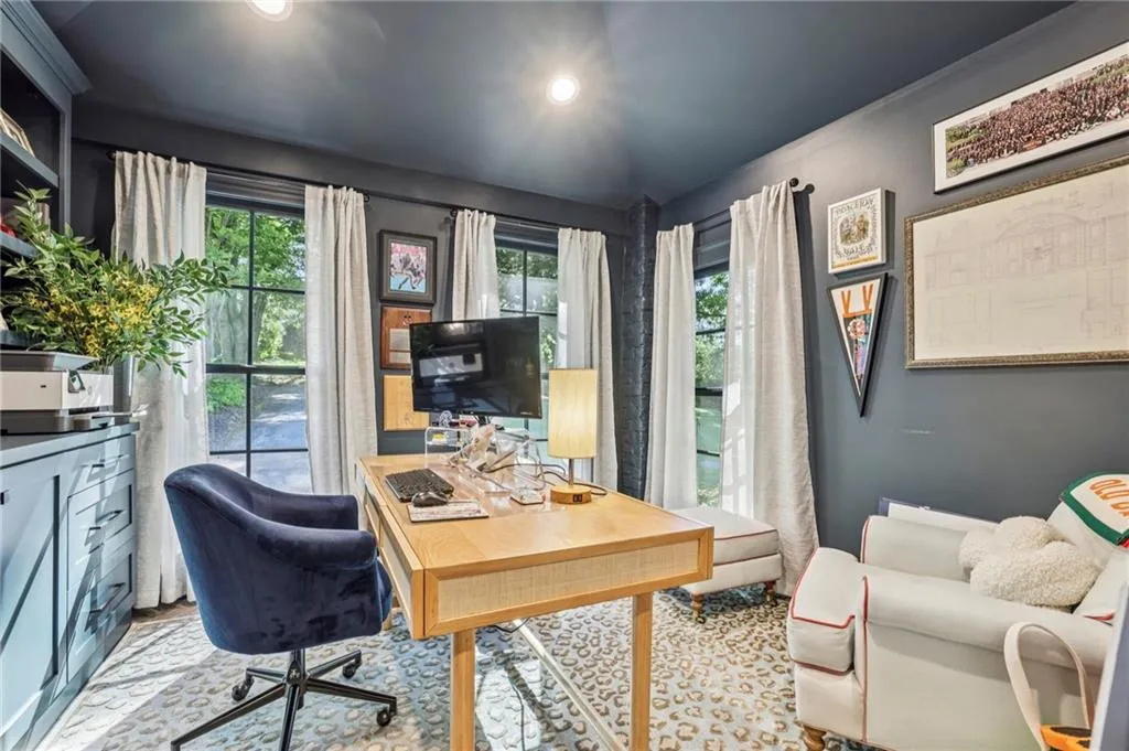 Home office featuring recessed lighting