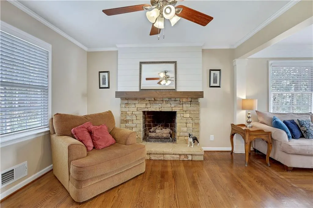 7255 Thornhill Lane, Atlanta, Georgia 30328, 4 Bedrooms Bedrooms, ,2 BathroomsBathrooms,Residential,Sold,7255 Thornhill Lane,7023485