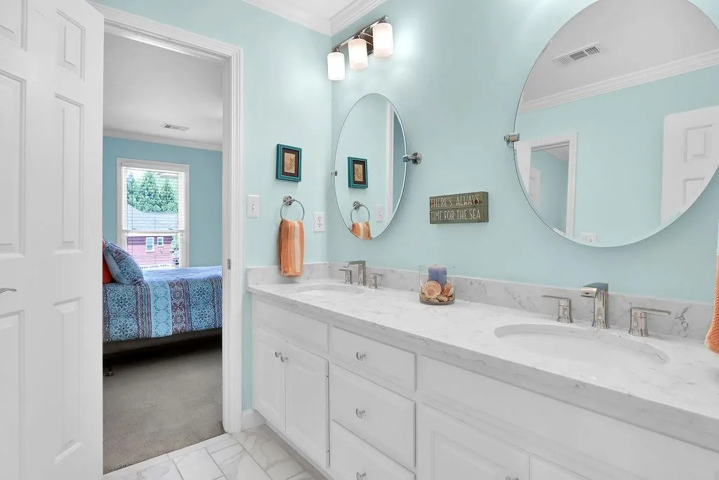 230 Summerhouse Lane, Sandy Springs, Georgia 30350, 5 Bedrooms Bedrooms, ,5 BathroomsBathrooms,Residential,Sold,230 Summerhouse Lane,7037158