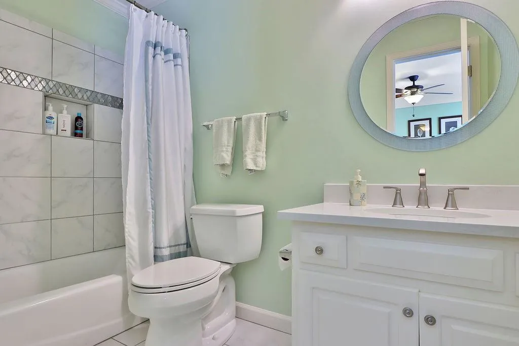 230 Summerhouse Lane, Sandy Springs, Georgia 30350, 5 Bedrooms Bedrooms, ,5 BathroomsBathrooms,Residential,Sold,230 Summerhouse Lane,7037158