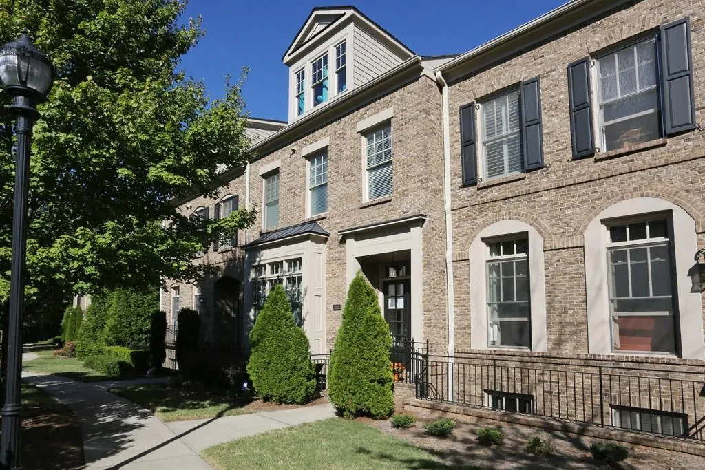669 Lockton Place, Atlanta, Georgia 30342, 4 Bedrooms Bedrooms, ,4 BathroomsBathrooms,Residential,Sold,669 Lockton Place,5758055