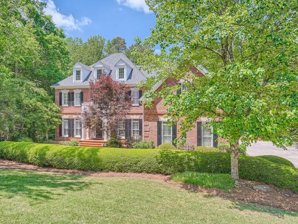 1665 Misty Oaks Drive, Sandy Springs, Georgia 30350, 6 Bedrooms Bedrooms, ,6 BathroomsBathrooms,Residential,Sold,1665 Misty Oaks Drive,7215391