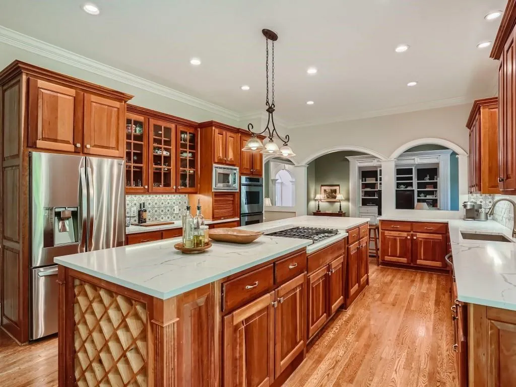 1665 Misty Oaks Drive, Sandy Springs, Georgia 30350, 6 Bedrooms Bedrooms, ,6 BathroomsBathrooms,Residential,Sold,1665 Misty Oaks Drive,7215391