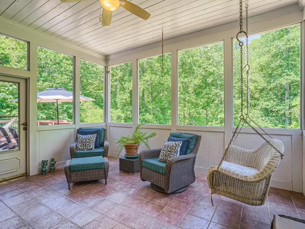 1665 Misty Oaks Drive, Sandy Springs, Georgia 30350, 6 Bedrooms Bedrooms, ,6 BathroomsBathrooms,Residential,Sold,1665 Misty Oaks Drive,7215391