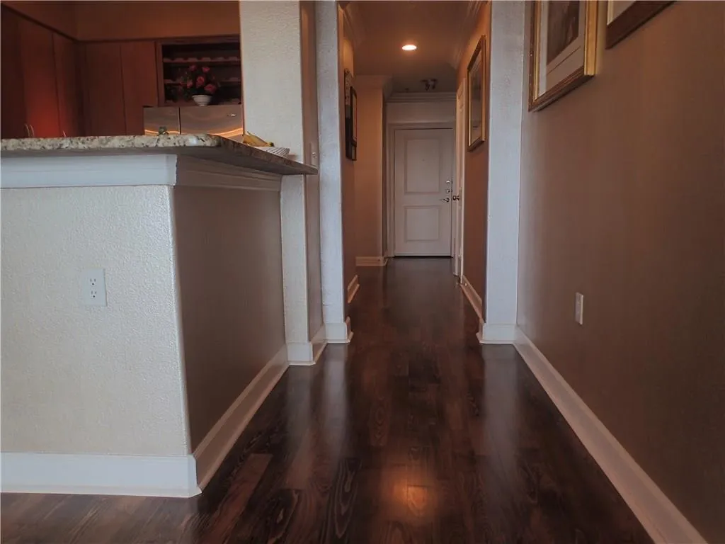 3445 Stratford Road Ne Unit 1801, Atlanta, Georgia 30326, 2 Bedrooms Bedrooms, ,2 BathroomsBathrooms,Residential,Sold,3445 Stratford Road Ne Unit 1801,5947986