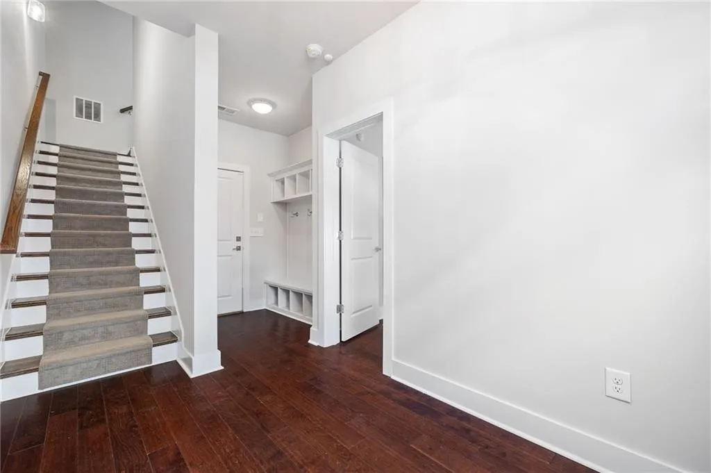 6071 Boylston Drive Ne, Atlanta, Georgia 30328, 3 Bedrooms Bedrooms, ,3 BathroomsBathrooms,Residential,Sold,6071 Boylston Drive Ne,7528373