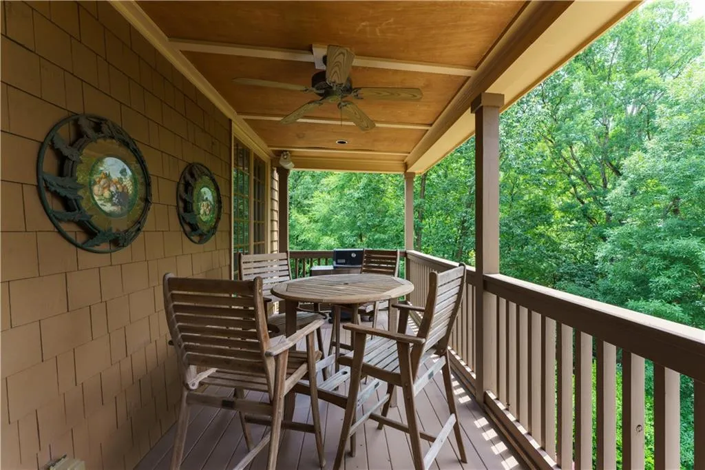 1380 Indian Trail, Sandy Springs, Georgia 30327, 5 Bedrooms Bedrooms, ,5 BathroomsBathrooms,Residential,Sold,1380 Indian Trail,7064115