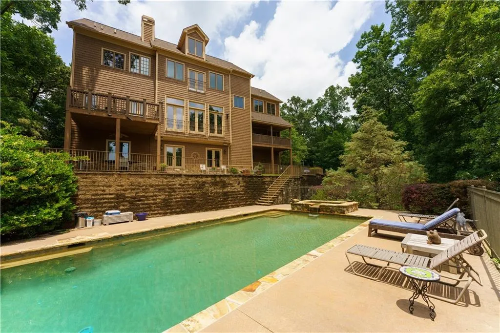 1380 Indian Trail, Sandy Springs, Georgia 30327, 5 Bedrooms Bedrooms, ,5 BathroomsBathrooms,Residential,Sold,1380 Indian Trail,7064115