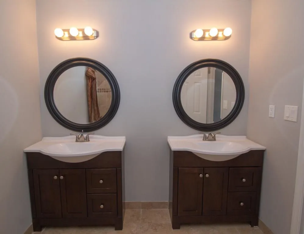 290 Winding River Drive Unit J, Sandy Springs, Georgia 30350, 2 Bedrooms Bedrooms, ,2 BathroomsBathrooms,Residential,Sold,290 Winding River Drive Unit J,6050096