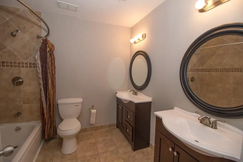 290 Winding River Drive Unit J, Sandy Springs, Georgia 30350, 2 Bedrooms Bedrooms, ,2 BathroomsBathrooms,Residential,Sold,290 Winding River Drive Unit J,6050096