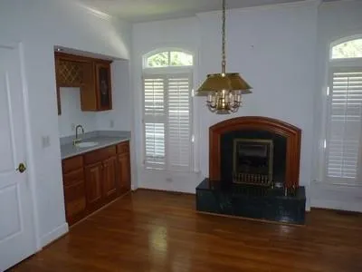 9930 Huntcliff Trace, Sandy Springs, Georgia 30350, 5 Bedrooms Bedrooms, ,3 BathroomsBathrooms,Residential,Sold,9930 Huntcliff Trace,5891663