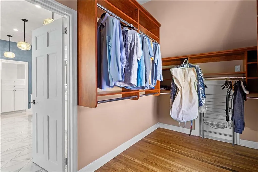 561 Peachtree Battle Avenue Nw, Atlanta, Georgia 30305, 4 Bedrooms Bedrooms, ,3 BathroomsBathrooms,Residential,For Sale,561 Peachtree Battle Avenue Nw,7678206