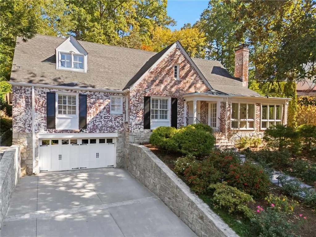 561 Peachtree Battle Avenue Nw, Atlanta, Georgia 30305, 4 Bedrooms Bedrooms, ,3 BathroomsBathrooms,Residential,For Sale,561 Peachtree Battle Avenue Nw,7678206 561 Peachtree Battle Avenue Nw, Atlanta, Georgia 30305, 4 Bedrooms Bedrooms, ,3 BathroomsBathrooms,Residential,For Sale,561 Peachtree Battle Avenue Nw,7678206