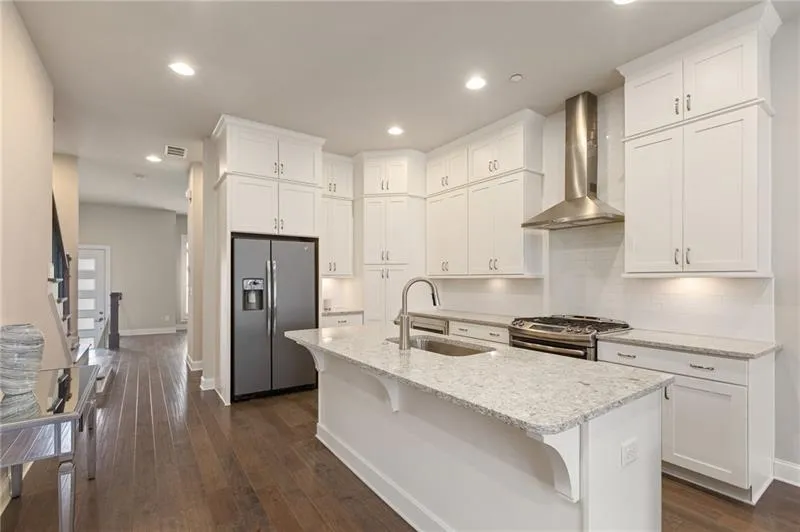 4234 Deming Circle, Sandy Springs, Georgia 30342, 3 Bedrooms Bedrooms, ,3 BathroomsBathrooms,Residential,Sold,4234 Deming Circle,6674228