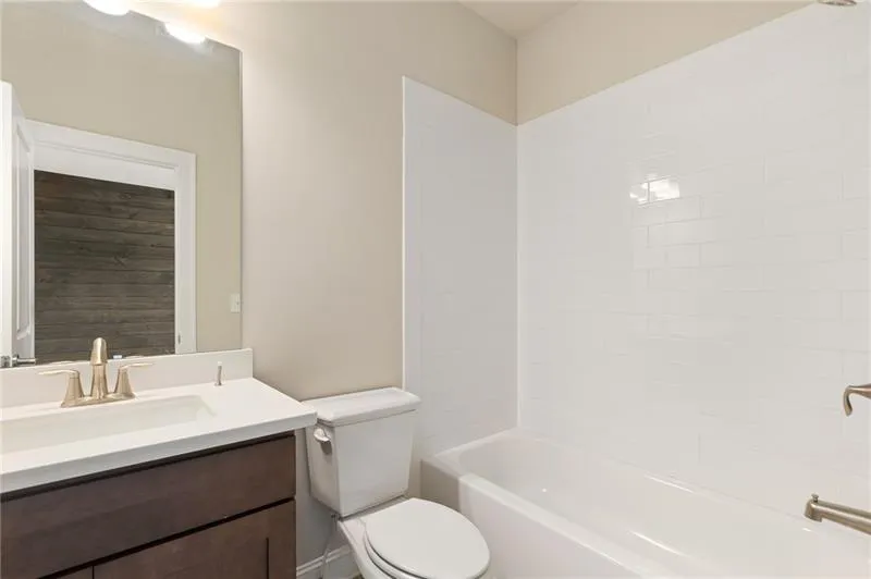 4234 Deming Circle, Sandy Springs, Georgia 30342, 3 Bedrooms Bedrooms, ,3 BathroomsBathrooms,Residential,Sold,4234 Deming Circle,6674228