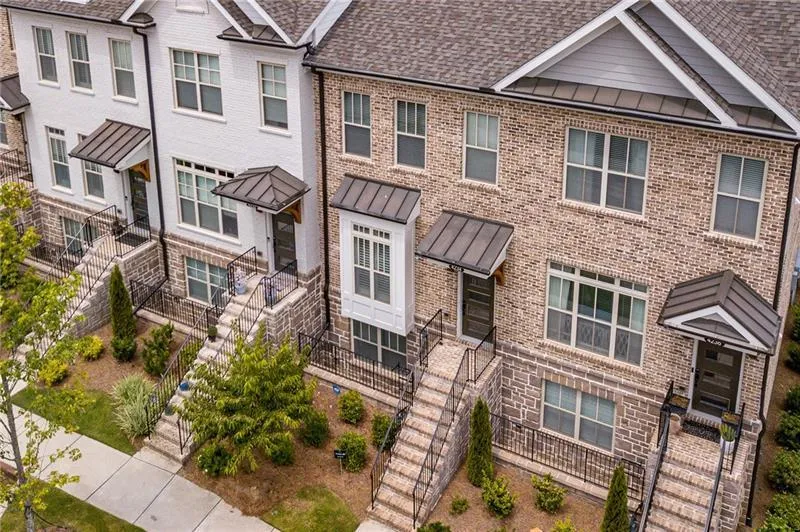 4234 Deming Circle, Sandy Springs, Georgia 30342, 3 Bedrooms Bedrooms, ,3 BathroomsBathrooms,Residential,Sold,4234 Deming Circle,6674228
