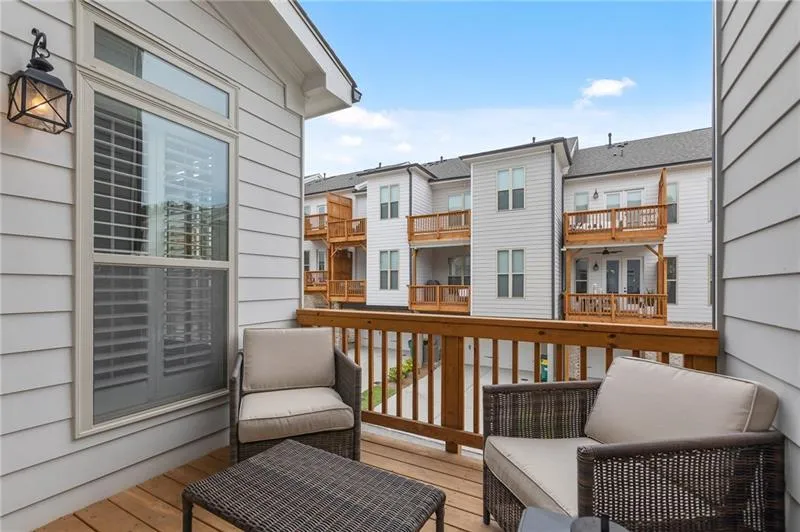 4234 Deming Circle, Sandy Springs, Georgia 30342, 3 Bedrooms Bedrooms, ,3 BathroomsBathrooms,Residential,Sold,4234 Deming Circle,6674228