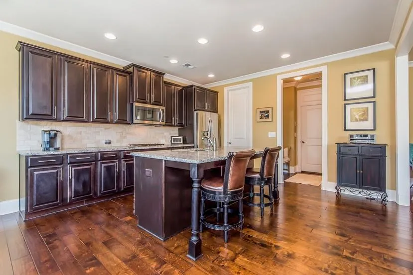 7620 Highland Bluff Drive, Sandy Springs, Georgia 30328, 3 Bedrooms Bedrooms, ,2 BathroomsBathrooms,Residential,Sold,7620 Highland Bluff Drive,6680459