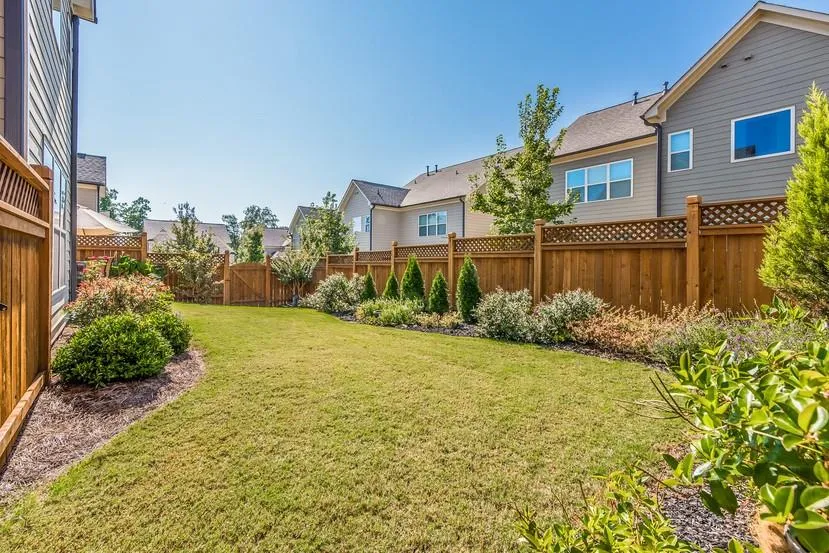 7620 Highland Bluff Drive, Sandy Springs, Georgia 30328, 3 Bedrooms Bedrooms, ,2 BathroomsBathrooms,Residential,Sold,7620 Highland Bluff Drive,6680459
