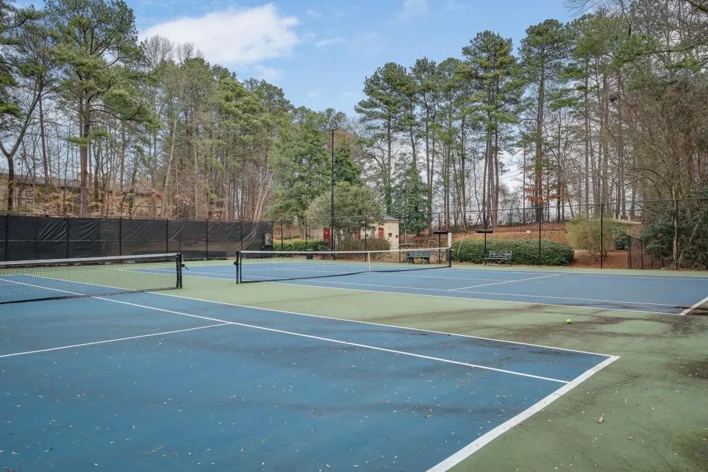 906 Woodcliff Drive, Sandy Springs, Georgia 30350, 2 Bedrooms Bedrooms, ,2 BathroomsBathrooms,Residential,Sold,906 Woodcliff Drive,6686191