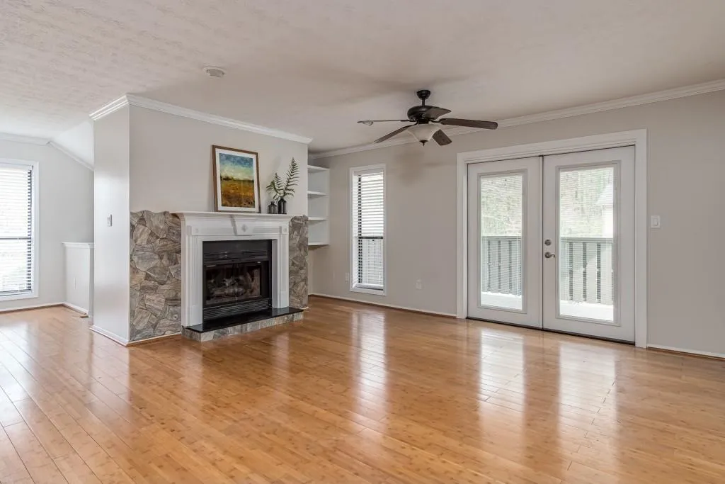 906 Woodcliff Drive, Sandy Springs, Georgia 30350, 2 Bedrooms Bedrooms, ,2 BathroomsBathrooms,Residential,Sold,906 Woodcliff Drive,6686191