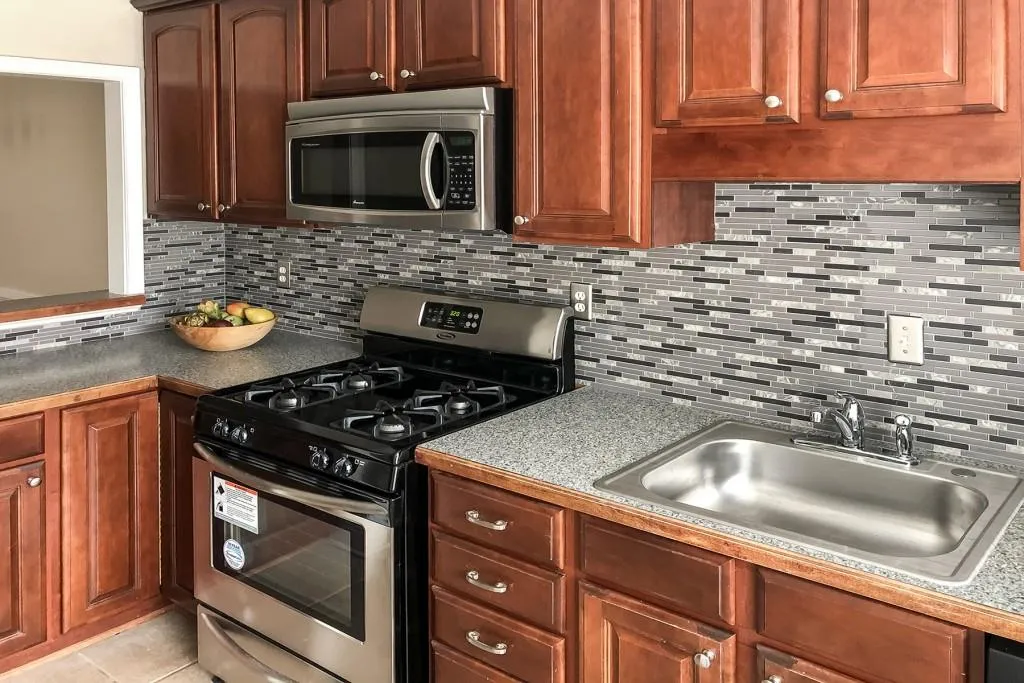 906 Woodcliff Drive, Sandy Springs, Georgia 30350, 2 Bedrooms Bedrooms, ,2 BathroomsBathrooms,Residential,Sold,906 Woodcliff Drive,6686191