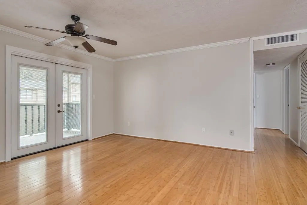 906 Woodcliff Drive, Sandy Springs, Georgia 30350, 2 Bedrooms Bedrooms, ,2 BathroomsBathrooms,Residential,Sold,906 Woodcliff Drive,6686191