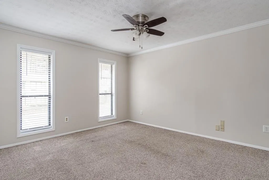 906 Woodcliff Drive, Sandy Springs, Georgia 30350, 2 Bedrooms Bedrooms, ,2 BathroomsBathrooms,Residential,Sold,906 Woodcliff Drive,6686191