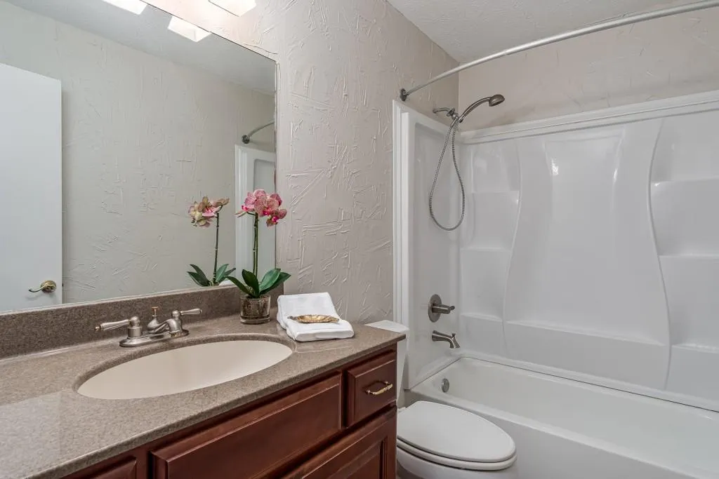 906 Woodcliff Drive, Sandy Springs, Georgia 30350, 2 Bedrooms Bedrooms, ,2 BathroomsBathrooms,Residential,Sold,906 Woodcliff Drive,6686191