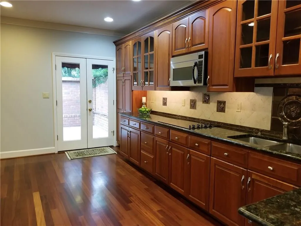 634 Jefferson Circle Unit 634, Sandy Springs, Georgia 30328, 3 Bedrooms Bedrooms, ,2 BathroomsBathrooms,Residential,Sold,634 Jefferson Circle Unit 634,6042083