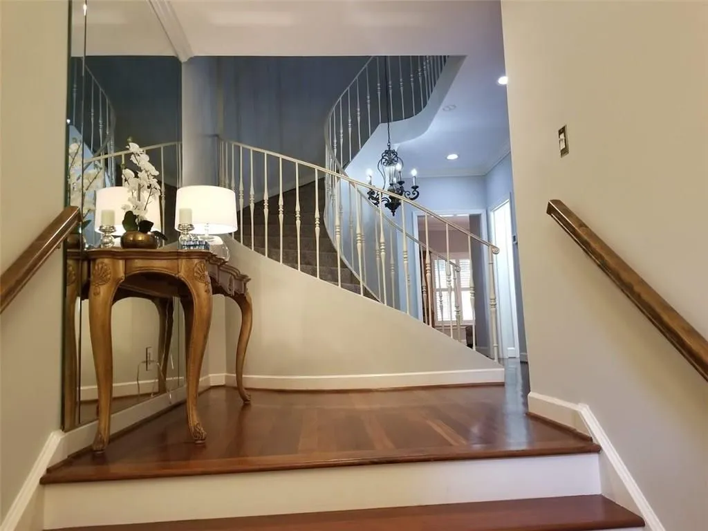 634 Jefferson Circle Unit 634, Sandy Springs, Georgia 30328, 3 Bedrooms Bedrooms, ,2 BathroomsBathrooms,Residential,Sold,634 Jefferson Circle Unit 634,6042083