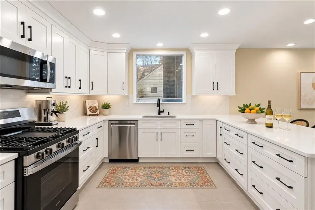 805 Holmes Street Nw, Atlanta, Georgia 30318, 3 Bedrooms Bedrooms, 0 ,3 BathroomsBathrooms,Residential,For Sale,805 Holmes Street Nw,7849284