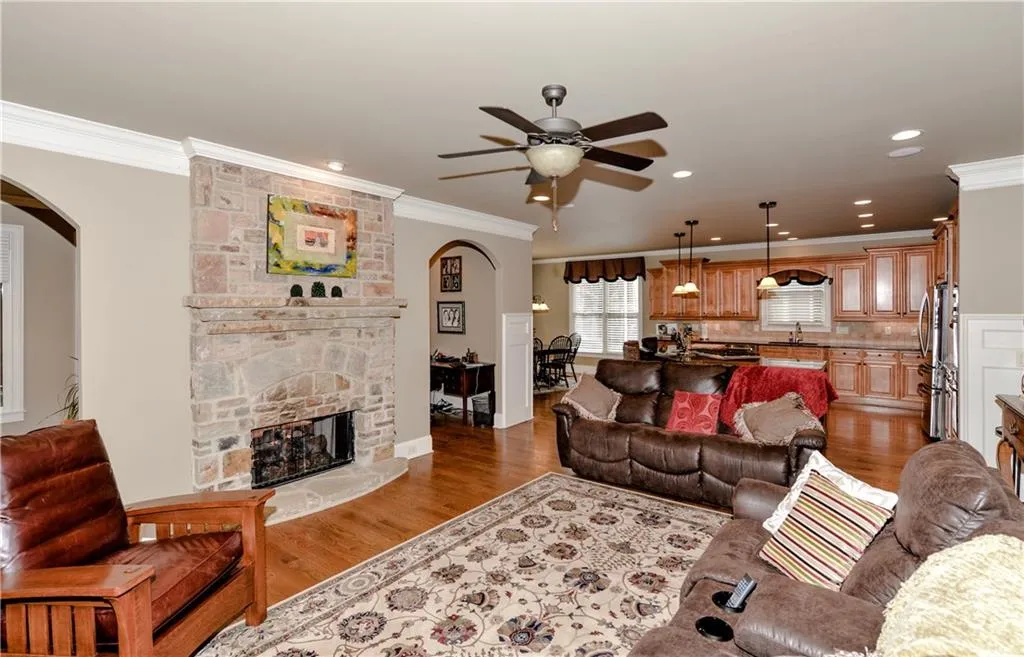 7967 Magnolia Square, Sandy Springs, Georgia 30350, 4 Bedrooms Bedrooms, ,4 BathroomsBathrooms,Residential,Sold,7967 Magnolia Square,5938317