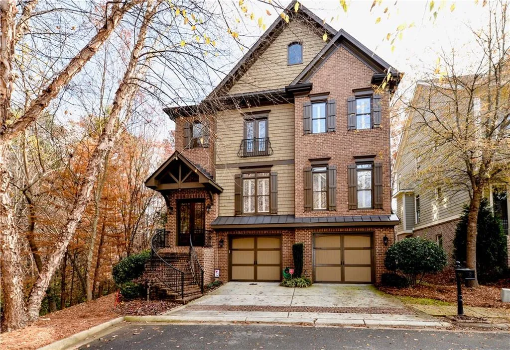 7967 Magnolia Square, Sandy Springs, Georgia 30350, 4 Bedrooms Bedrooms, ,4 BathroomsBathrooms,Residential,Sold,7967 Magnolia Square,5938317
