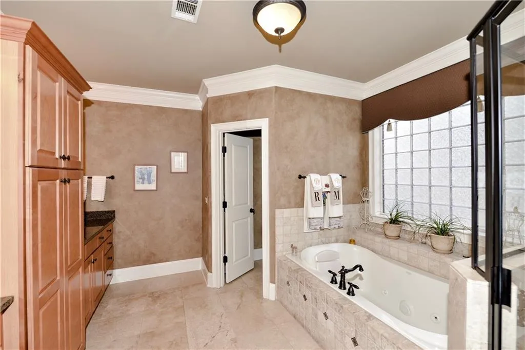 7967 Magnolia Square, Sandy Springs, Georgia 30350, 4 Bedrooms Bedrooms, ,4 BathroomsBathrooms,Residential,Sold,7967 Magnolia Square,5938317